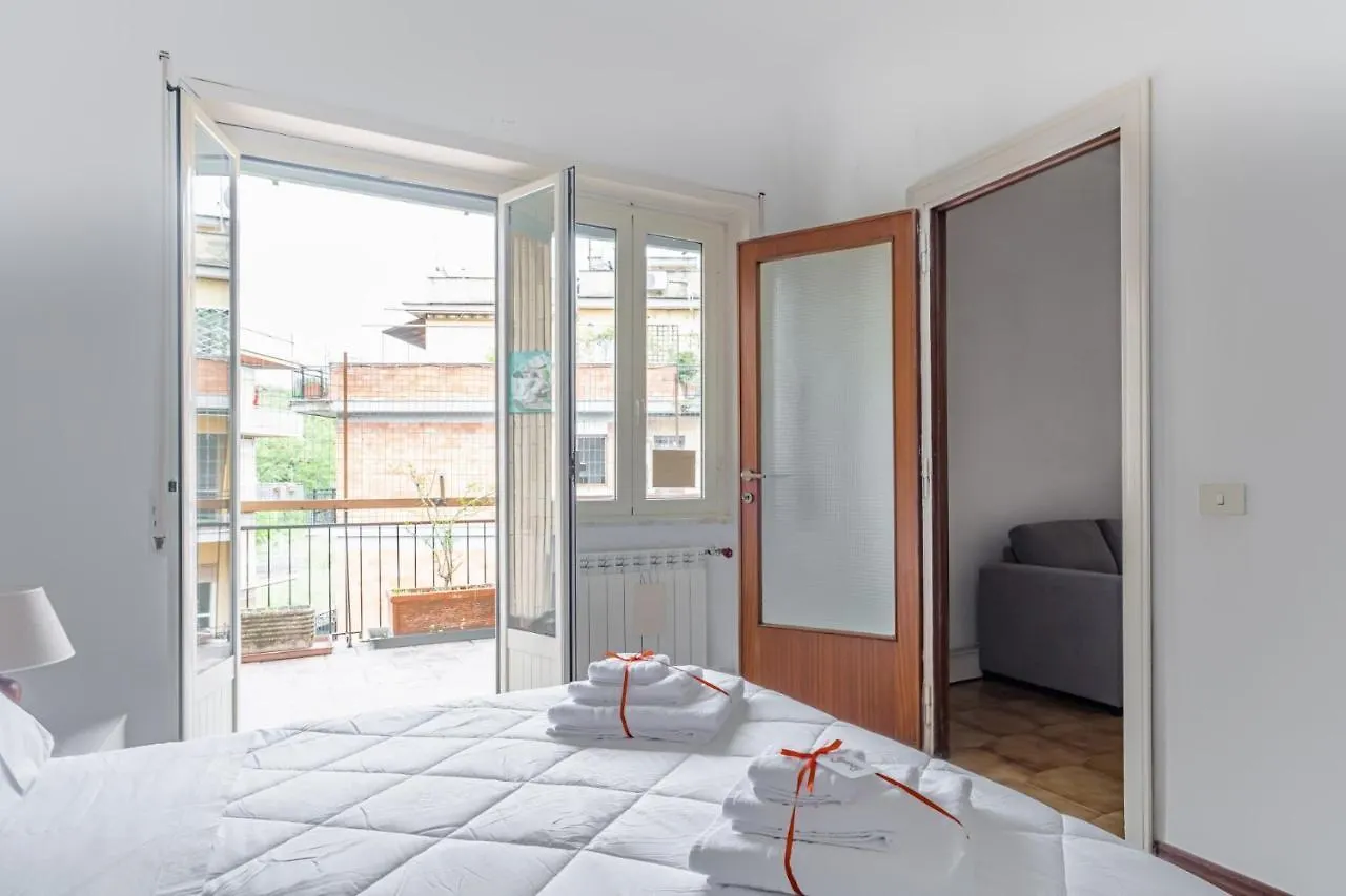 Little House - Monteverde Rm Rome Apartment